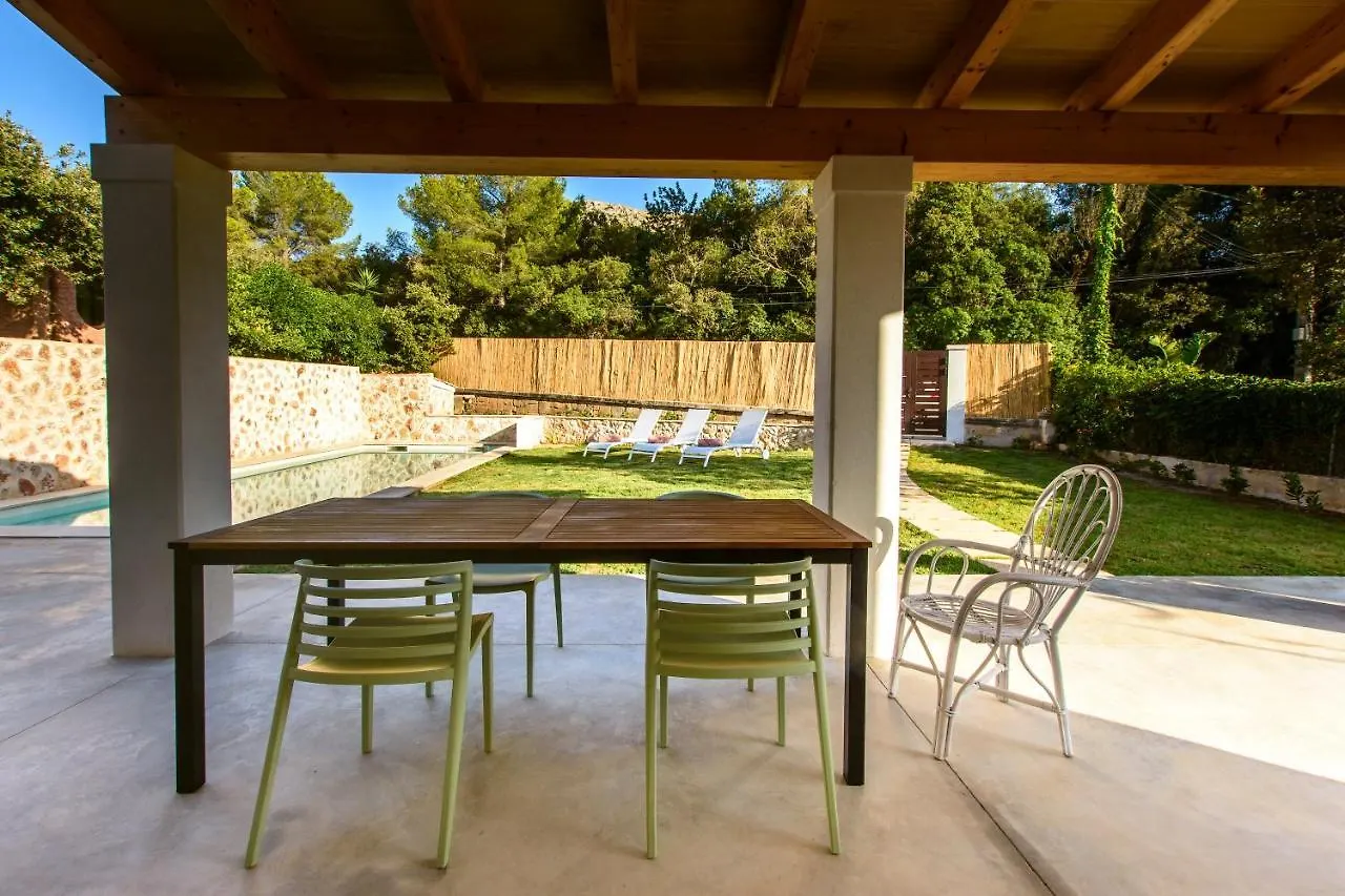 Chalet Villa With Pool Near The Beach In Cala San Vicente By Renthousing Spanien